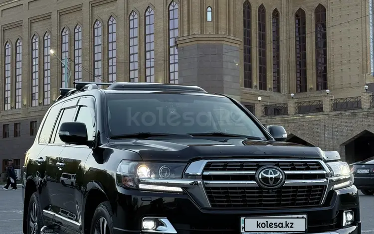 Toyota Land Cruiser 2018 года за 37 000 000 тг. в Усть-Каменогорск