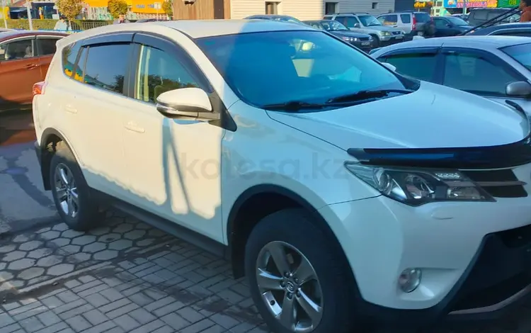 Toyota RAV4 2015 года за 9 500 000 тг. в Алматы