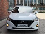 Hyundai Accent 2022 годаүшін6 900 000 тг. в Астана – фото 3
