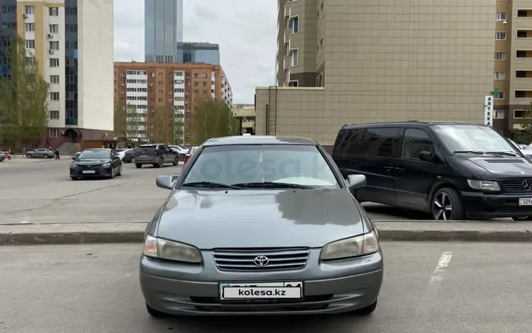 Toyota Camry 1999 годаүшін3 500 000 тг. в Астана