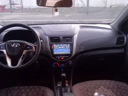 Hyundai Accent 2014 года за 5 000 000 тг. в Усть-Каменогорск – фото 9