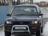 Toyota RAV4 1995 года за 3 500 000 тг. в Усть-Каменогорск – фото 2