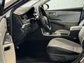 Toyota Camry 2016 года за 8 400 000 тг. в Атырау – фото 17
