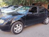 Volkswagen Bora 2002 годаүшін950 000 тг. в Атырау – фото 2