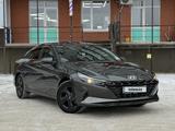 Hyundai Elantra 2021 года за 9 650 000 тг. в Уральск