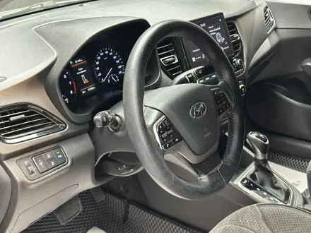 Hyundai Accent 2020 года за 7 800 000 тг. в Актобе – фото 14