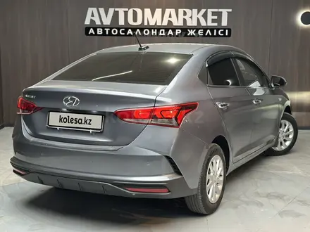 Hyundai Accent 2020 года за 7 800 000 тг. в Актобе – фото 4