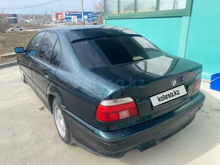 BMW 528 1997 года за 1 800 000 тг. в Караганда – фото 12