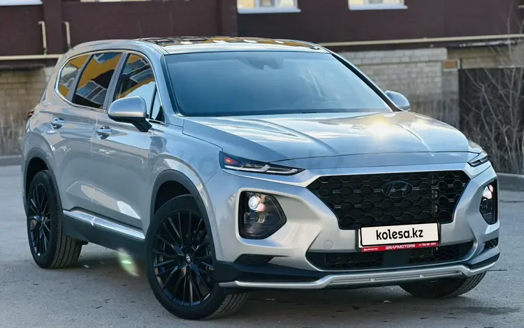 Hyundai Santa Fe 2020 года за 15 500 000 тг. в Актобе