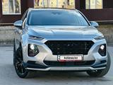 Hyundai Santa Fe 2020 года за 13 500 000 тг. в Актобе – фото 2