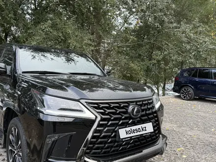 Lexus LX 570 2021 года за 65 000 000 тг. в Алматы – фото 3