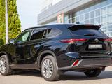 Toyota Highlander Luxe 2024 годаүшін33 390 000 тг. в Алматы – фото 4