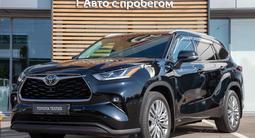 Toyota Highlander Luxe 2024 года за 33 390 000 тг. в Алматы