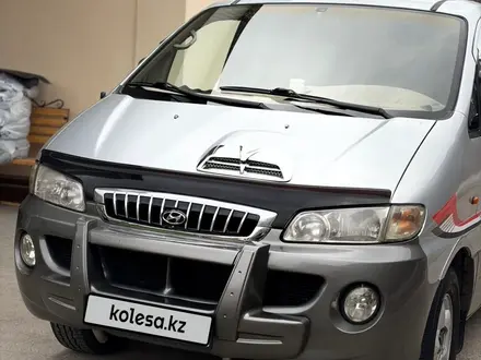 Hyundai Starex 2003 года за 3 100 000 тг. в Шымкент