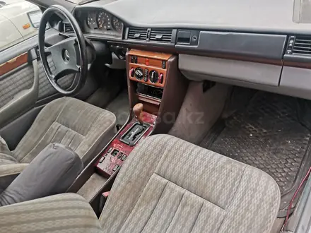 Mercedes-Benz E 260 1991 года за 1 000 000 тг. в Алматы – фото 8