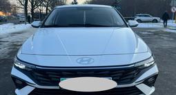 Hyundai Elantra 2023 годаfor7 700 000 тг. в Алматы