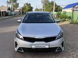 Kia Rio 2022 года за 7 400 000 тг. в Караганда – фото 2