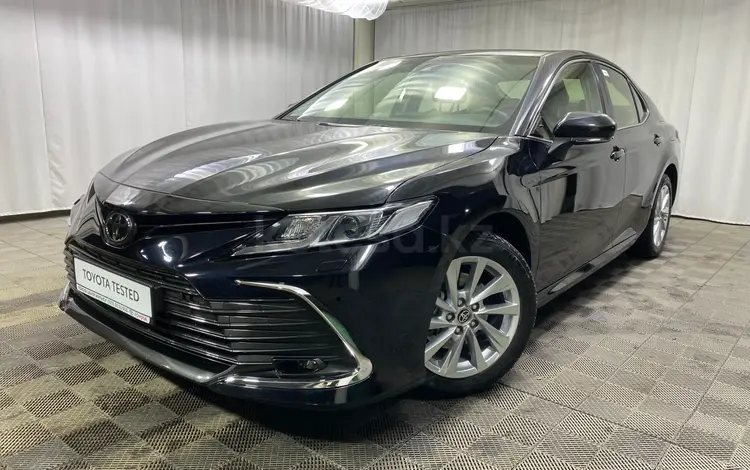 Toyota Camry 2023 года за 16 800 000 тг. в Алматы