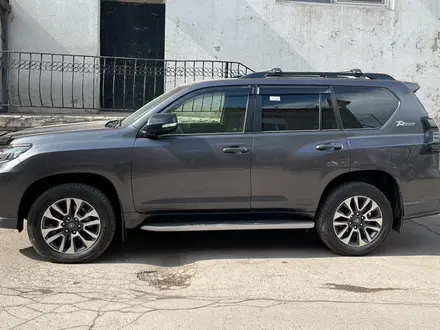 Toyota Land Cruiser Prado 2022 года за 35 900 000 тг. в Караганда – фото 2