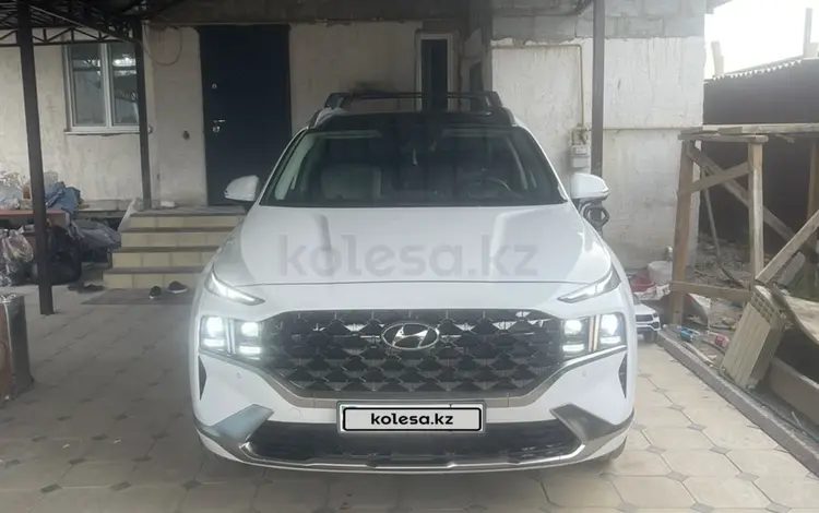 Hyundai Santa Fe 2021 годаfor19 200 000 тг. в Алматы