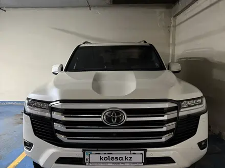 Toyota Land Cruiser 2024 года за 59 000 000 тг. в Астана – фото 3
