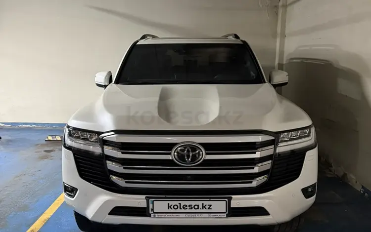 Toyota Land Cruiser 2024 года за 59 000 000 тг. в Астана