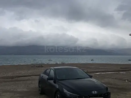 Hyundai Elantra 2022 года за 13 500 000 тг. в Астана