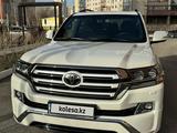 Toyota Land Cruiser 2016 годаүшін35 500 000 тг. в Караганда