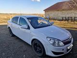 Opel Astra 2013 года за 3 800 000 тг. в Актобе – фото 2