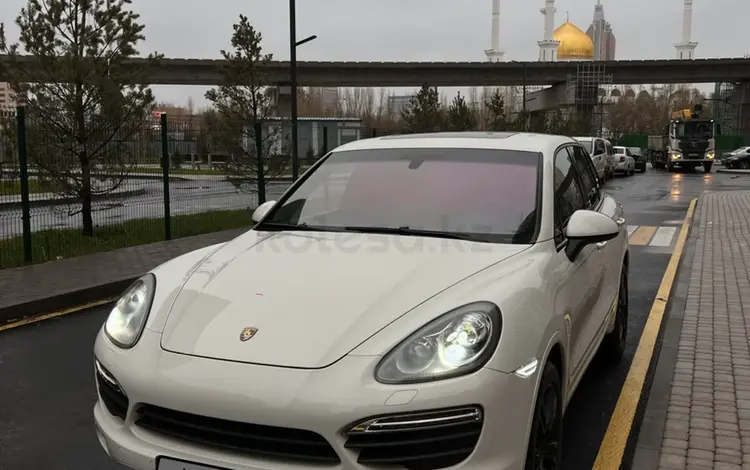 Porsche Cayenne 2011 года за 12 500 000 тг. в Астана