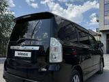 Toyota Voxy 2009 года за 6 500 000 тг. в Караганда – фото 4