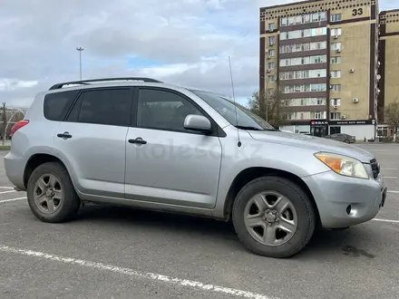 Toyota RAV4 2007 года за 6 950 000 тг. в Актобе – фото 2