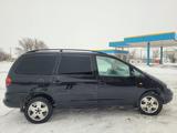 Volkswagen Sharan 1998 годаүшін1 400 000 тг. в Актобе – фото 4