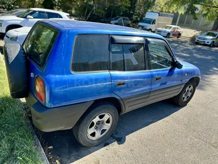 Toyota RAV4 1996 года за 3 000 000 тг. в Алматы – фото 4