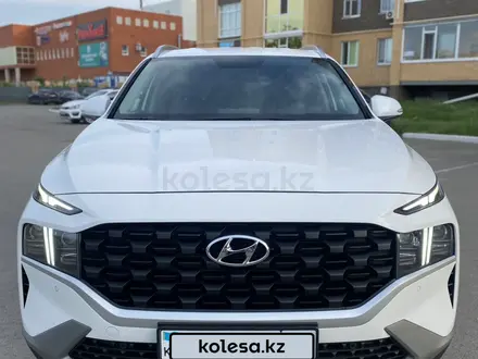 Hyundai Santa Fe 2021 года за 14 200 000 тг. в Костанай – фото 2