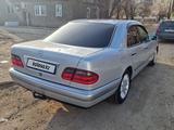 Mercedes-Benz E 230 1996 годаүшін4 200 000 тг. в Жезказган – фото 4