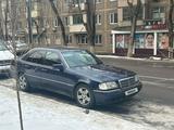 Mercedes-Benz C 180 1995 годаfor2 200 000 тг. в Алматы – фото 3