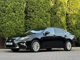 Lexus ES 250 2015 годаүшін15 000 000 тг. в Алматы – фото 2