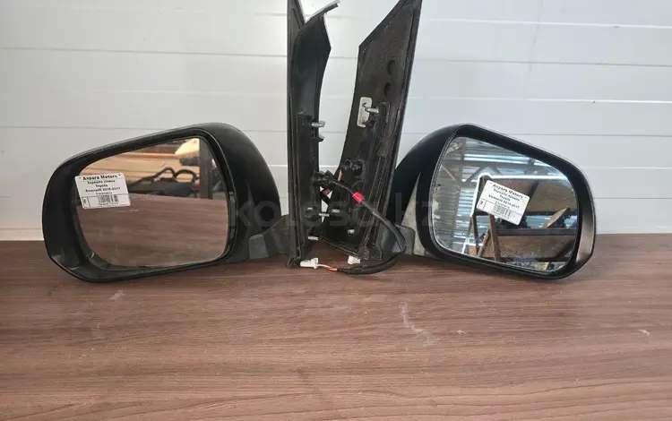 Зеркало боковое заднего вида на Toyota Sienna 2010-2017 за 55 000 тг. в Алматы