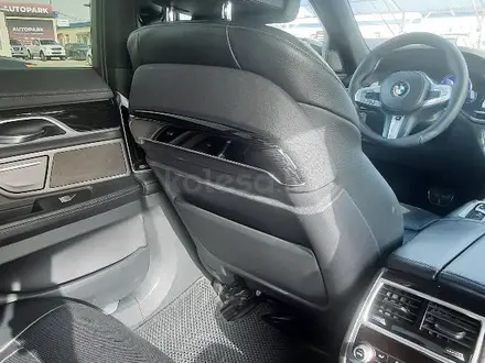 BMW 730 2018 годаүшін25 000 000 тг. в Актау – фото 21