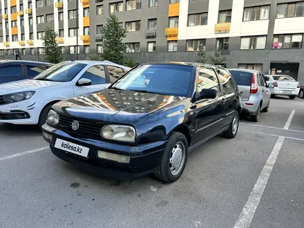 Volkswagen Golf 1996 года за 1 700 000 тг. в Астана