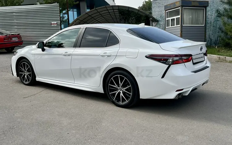 Toyota Camry 2021 годаүшін13 500 000 тг. в Алматы