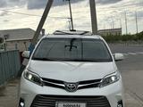 Toyota Sienna 2017 годаүшін18 000 000 тг. в Атырау