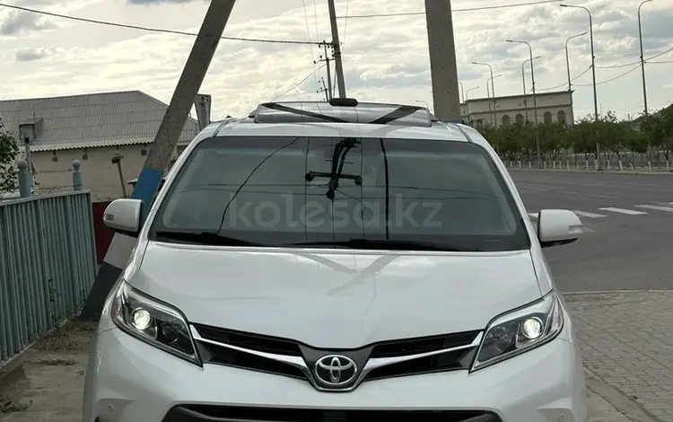 Toyota Sienna 2017 годаүшін18 000 000 тг. в Атырау