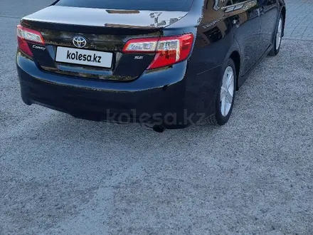 Toyota Camry 2014 годаүшін8 800 000 тг. в Уральск – фото 3