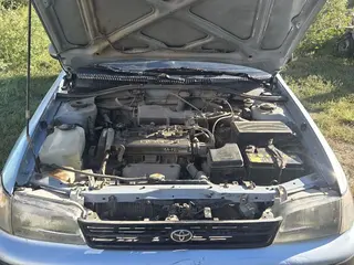 Toyota Carina E