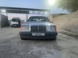 Mercedes-Benz E 220 1990 годаүшін1 500 000 тг. в Туркестан