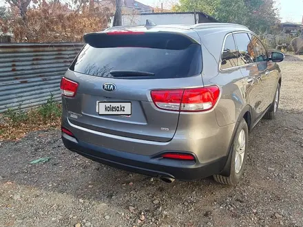 Kia Sorento 2015 года за 6 000 000 тг. в Астана – фото 6