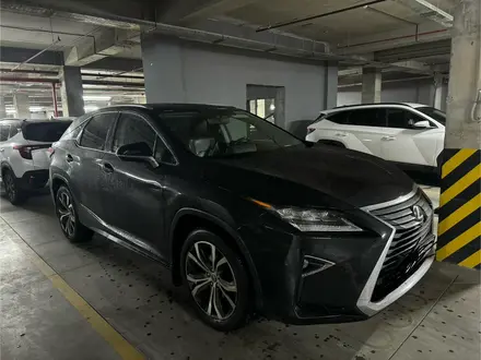 Lexus RX 200t 2017 года за 19 000 000 тг. в Алматы – фото 2