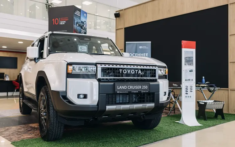 Toyota Land Cruiser Prado Comfort+ 2025 года за 37 990 000 тг. в Астана